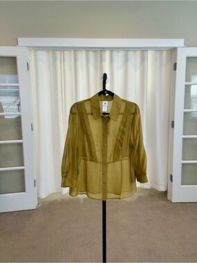 CAbi Portrait Blouse